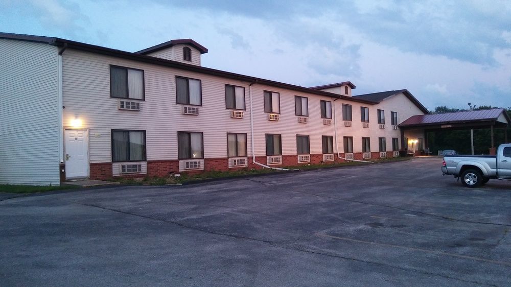 Sunset Inn Williamsburg Exterior photo